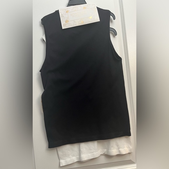 Soho Lady Plus Size Seamless Ribbed Tank Tops 2-Pack (Black & White) - Picture 2 of 6